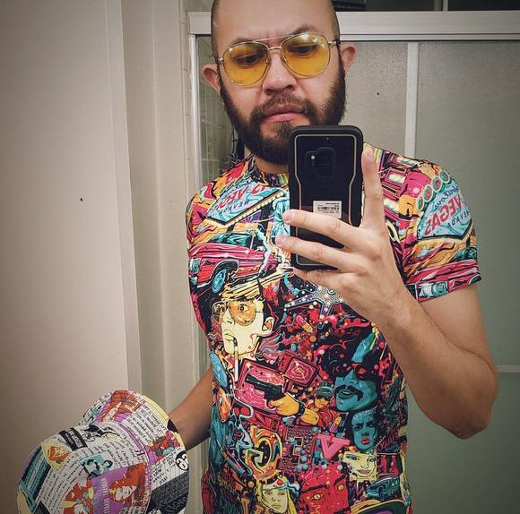 Meet your Posher, Jonathan - Picture 1 of 1